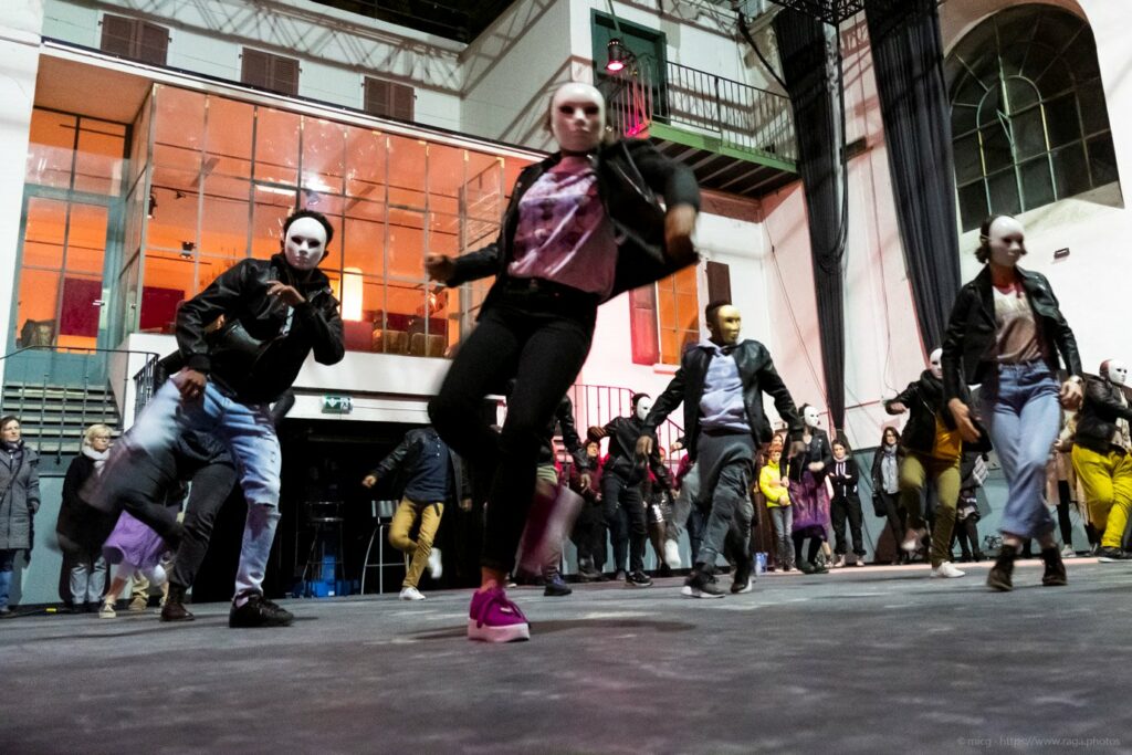 Flashmob Face